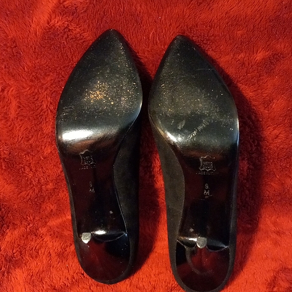 Rossimoda black suede evening shoe with a butterfly on the toe. Made in Italy. - Picture 7 of 8